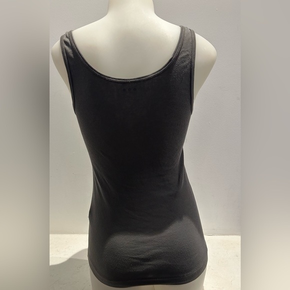 Three Dot new without tags ribbed super soft tank top. Grey.Amazing & flattering - Picture 8 of 9